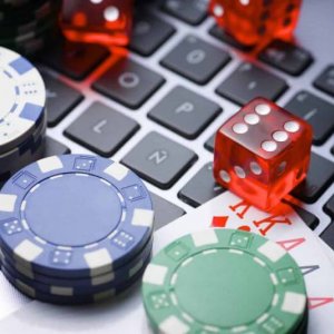 Рейтинг онлайн казино: какие критерии определяют надежность площадки?